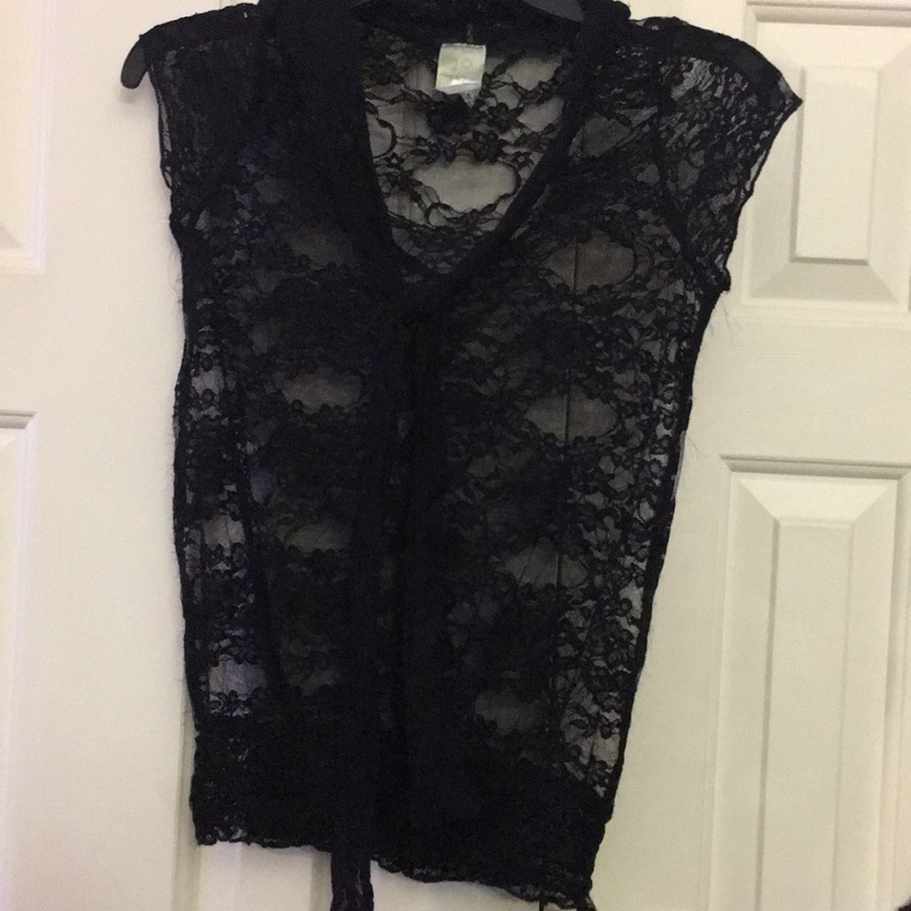 🇺🇸 Alex&Jane laceymeshy top -loose thread