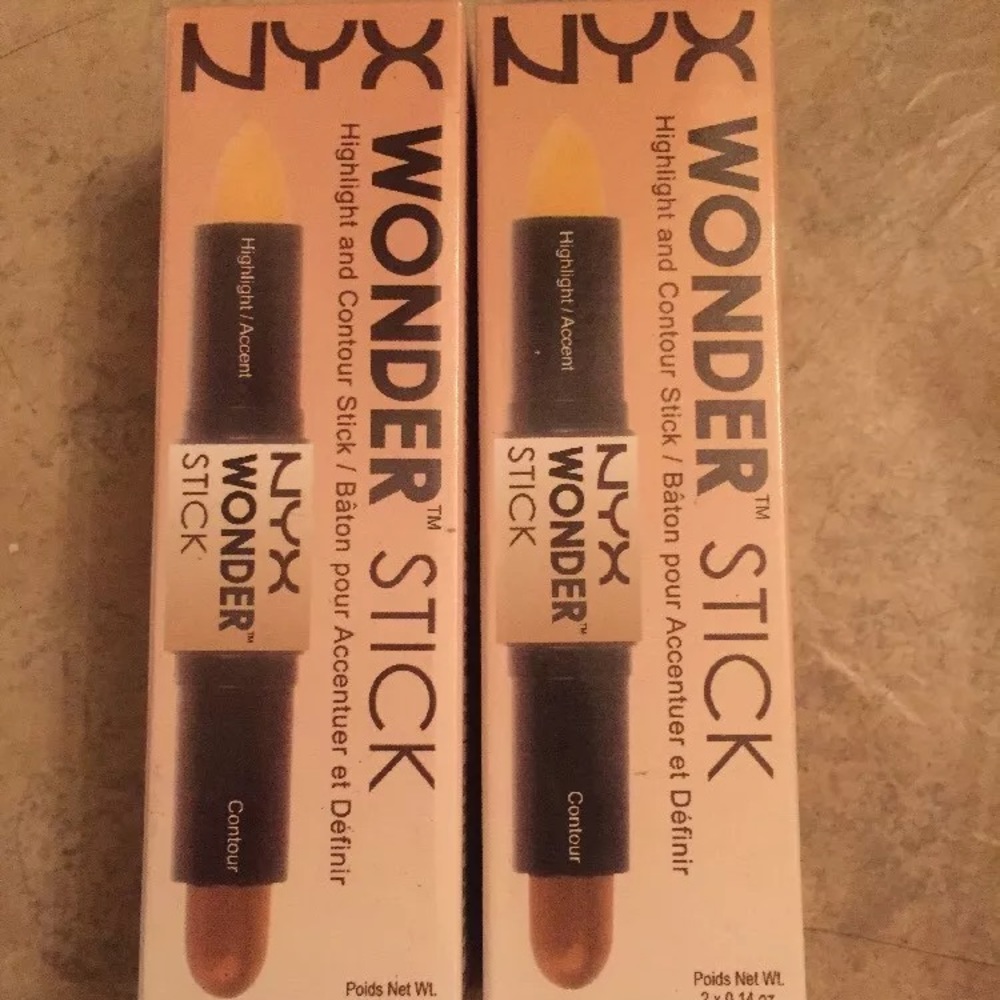 NYX Wonder sticks!