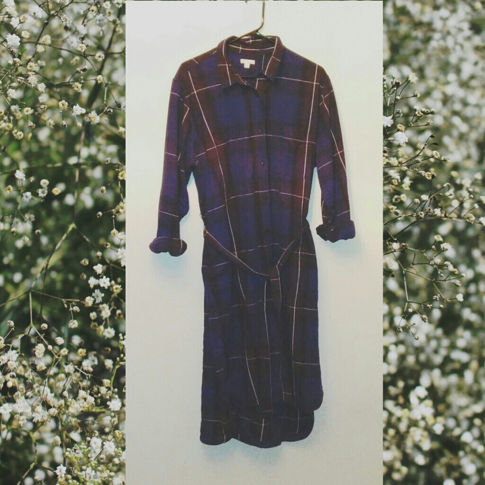 GAP BUTTON UP PLAID/FLANNEL DRESS