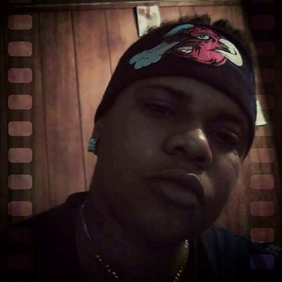 Meet your Posher, Sharon - Picture 1 of 1