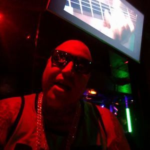 Meet your Posher, Joshua