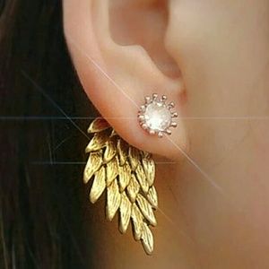 NWT Golden Angel Wing & Crystal Stud Earrings