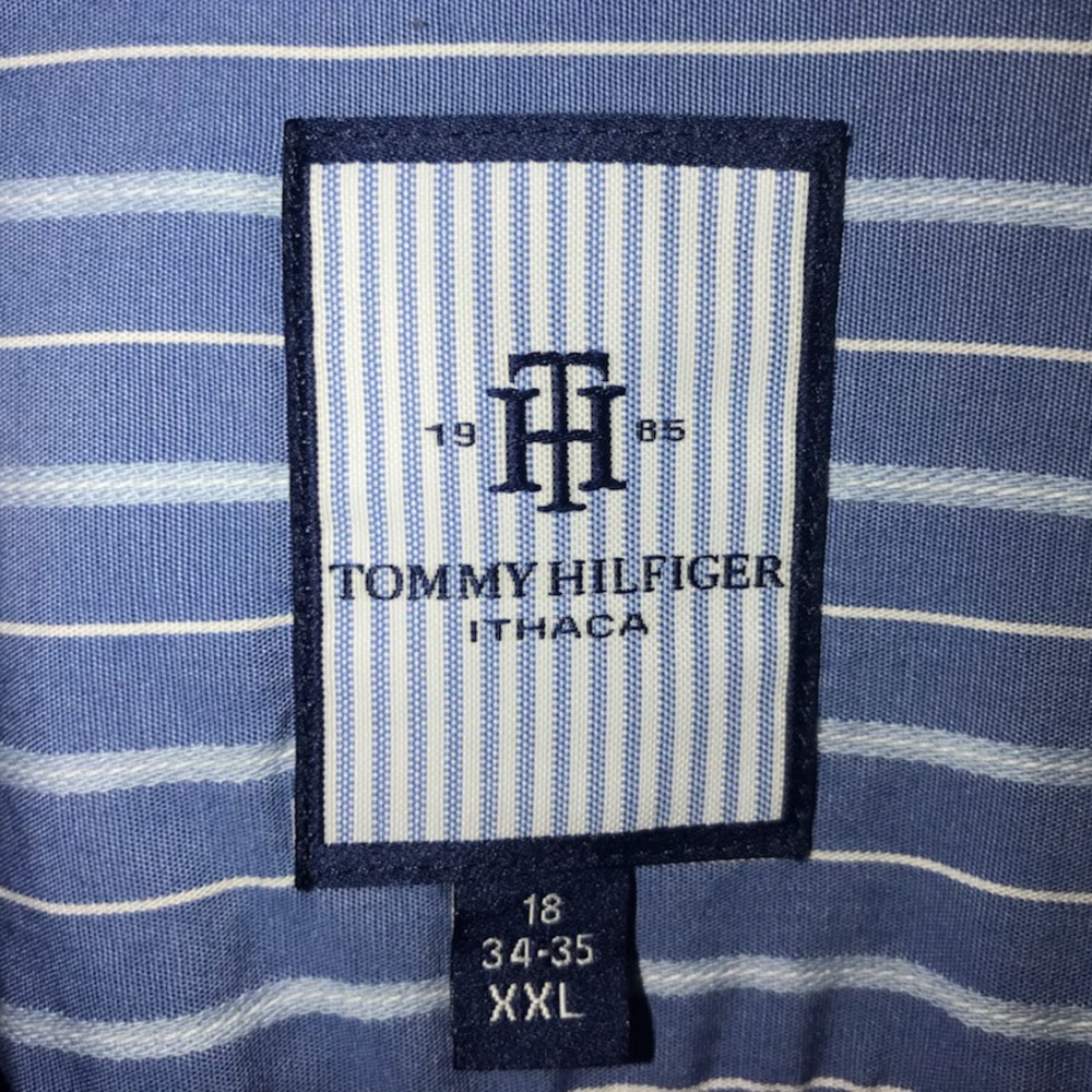 Tommy Hilfiger Men Long Sleeve Button Down Shirt - Picture 2 of 3