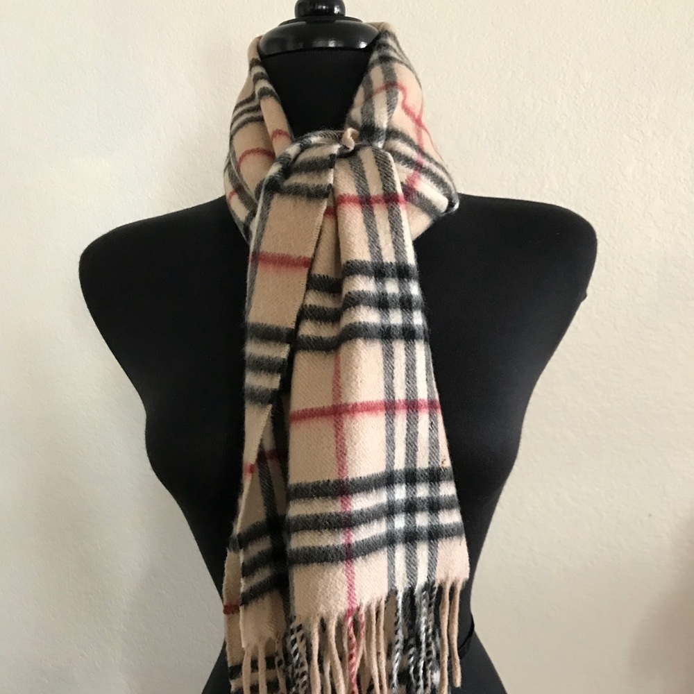 Burberry classic nova scarf