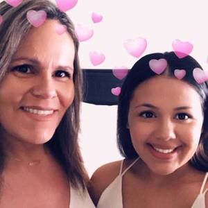 Meet your Posher, Aisha