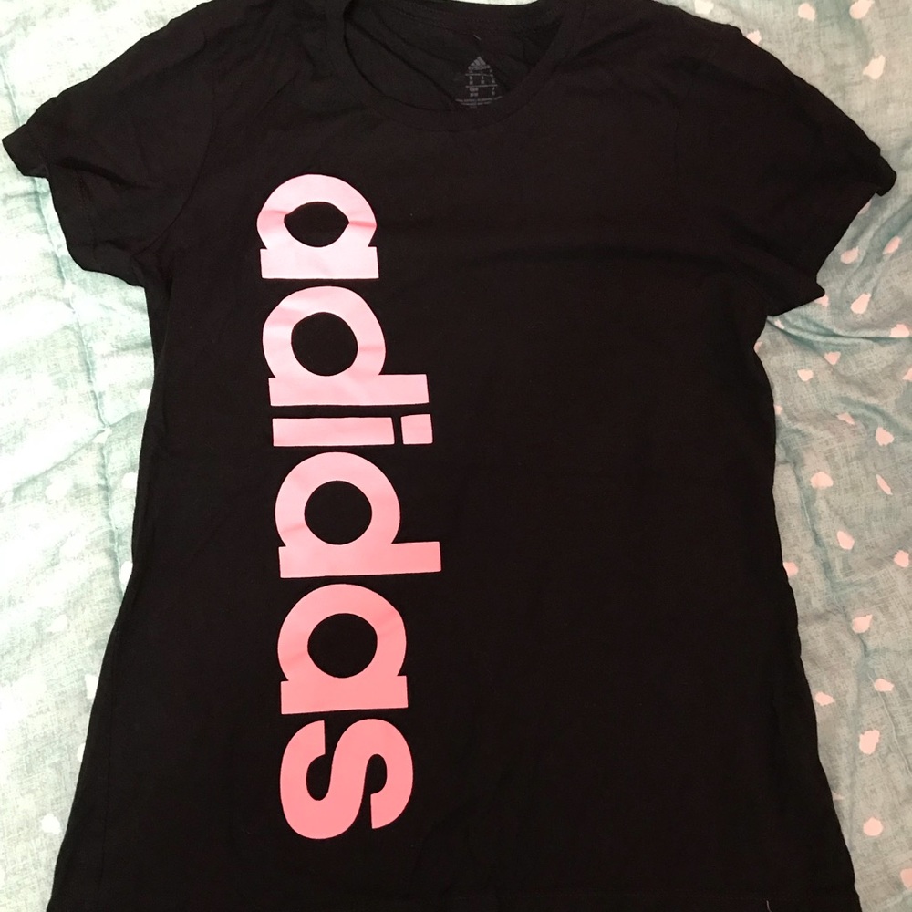 Adidas T-shirt
