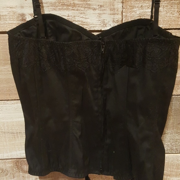 Top - Picture 2 of 3