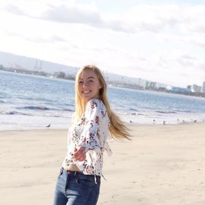 Meet your Posher, Alyssa