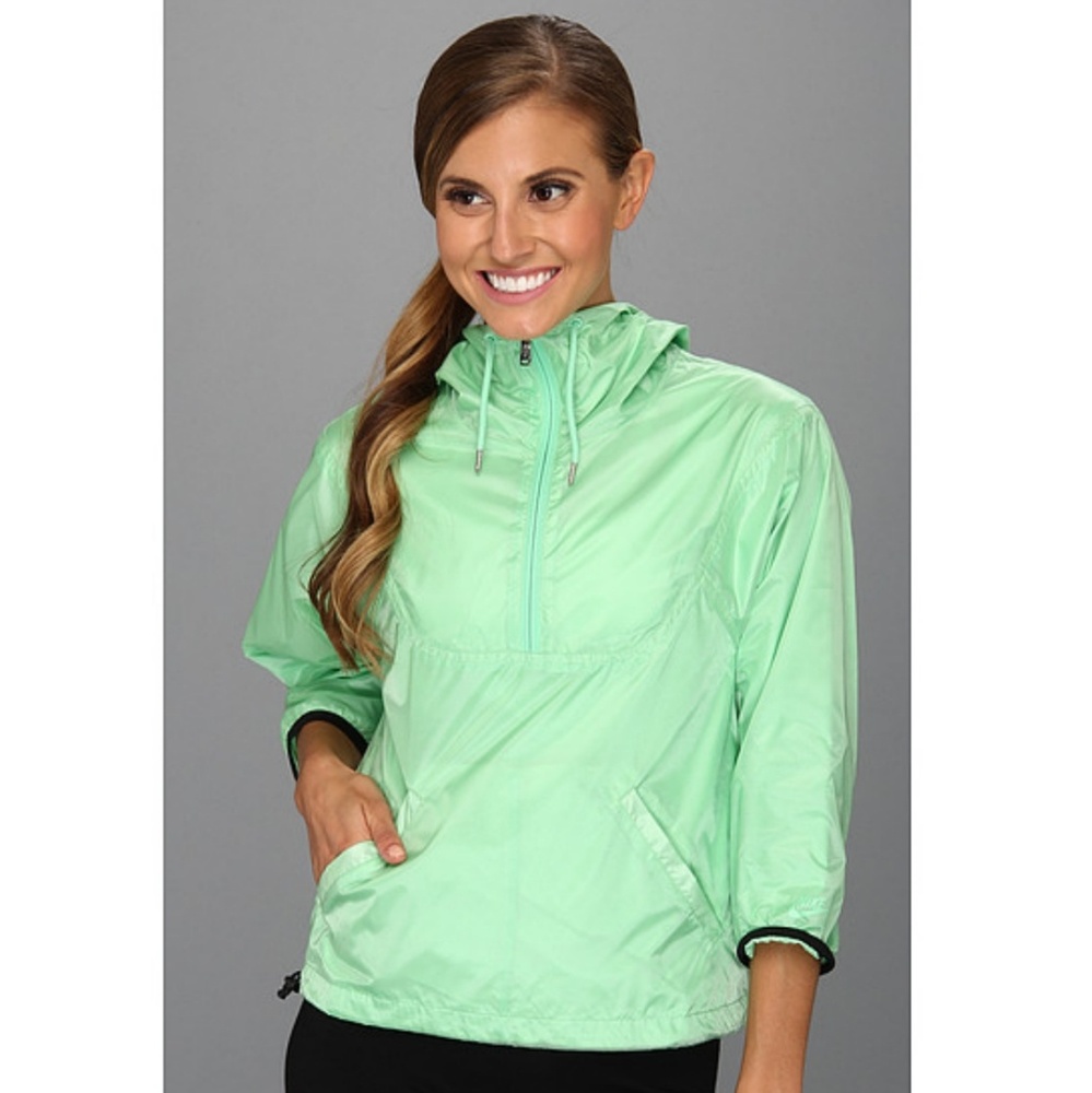 Nike summerized jacket