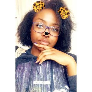 Meet your Posher, Aisha