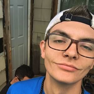 Meet your Posher, Kyle