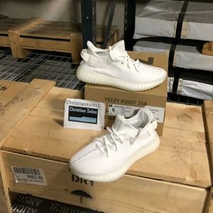 Yeezy Boost 350 v2 Cream