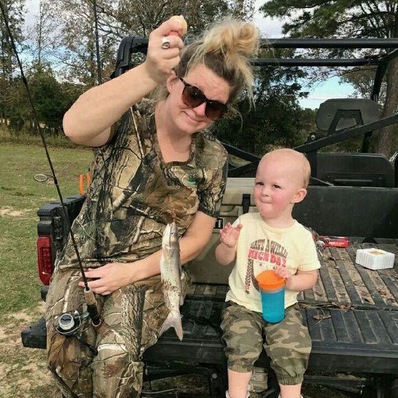 Meet your Posher, Shelbi - Picture 1 of 1