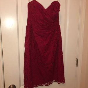 David’s Bridal strapless lace dress SIZE 8