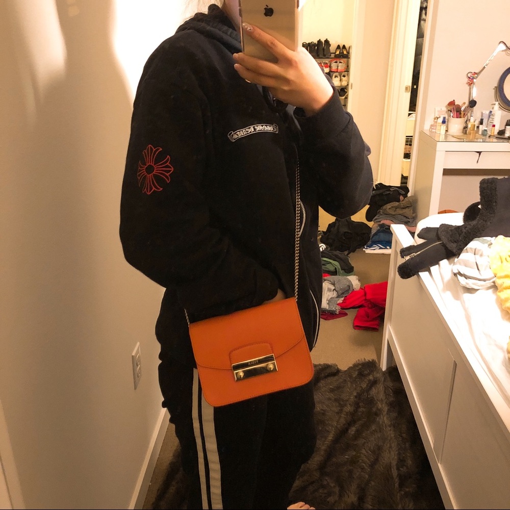 Furla crossbody bag🧡