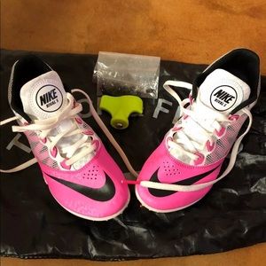 Nike rival racing sprint