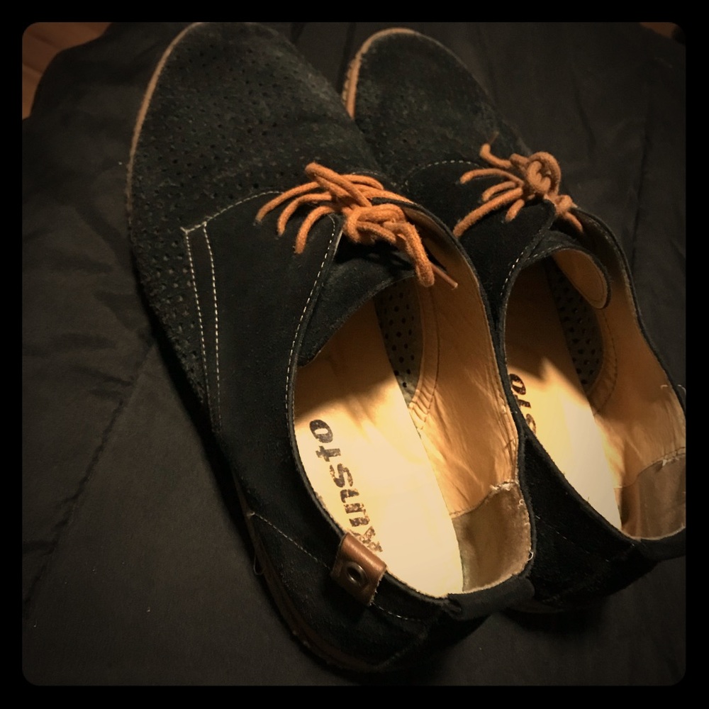 Kunsto Men’s Casual Shoes