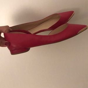Pink Nine West pointed flats