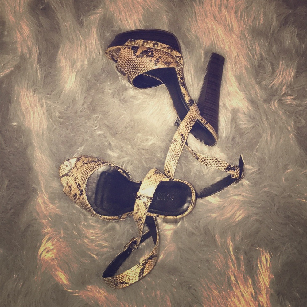 Python Sandals - image 2