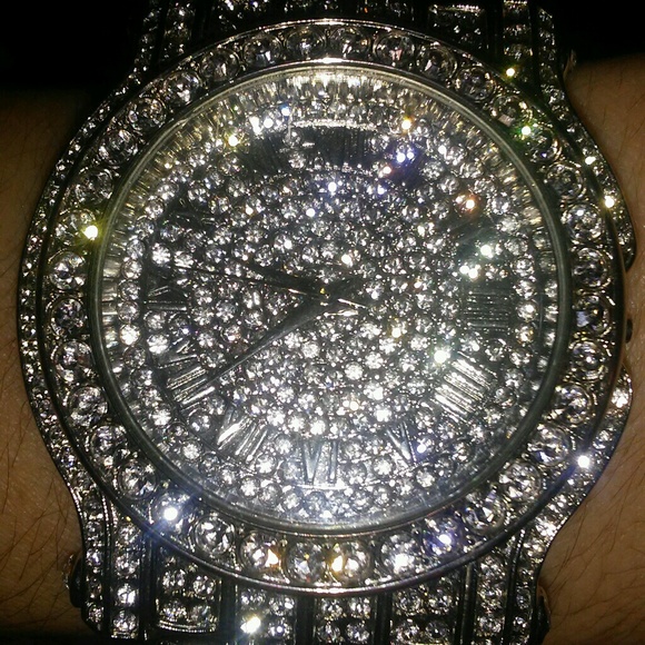 Meet your Posher, Jonathan - Picture 1 of 1