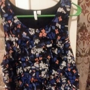 Xl Elle ruffled flowered pretty tank top