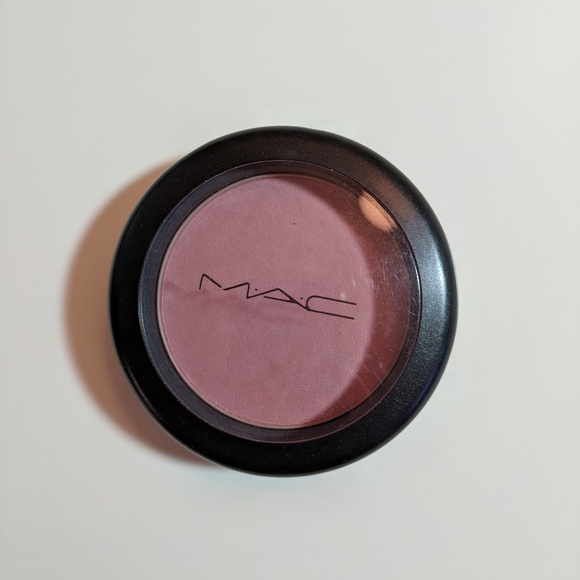 mac powder blush dame