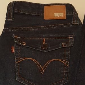 Levi's Jeans,waist 31,Length 32.