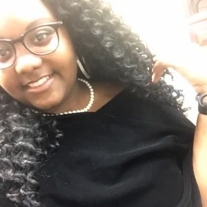 Meet your Posher, Yazmin