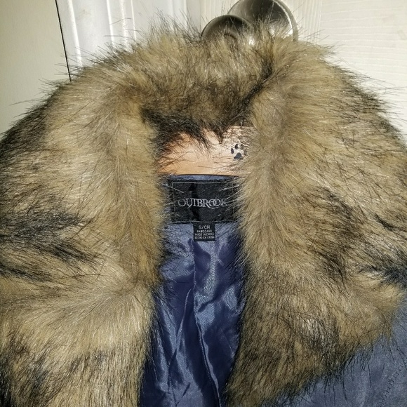 BEAUTIFUL NEW BLUE SUEDE COAT WITH FUR - Picture 3 of 4