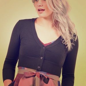 Cute cropped cardigan from Mod Cloth!