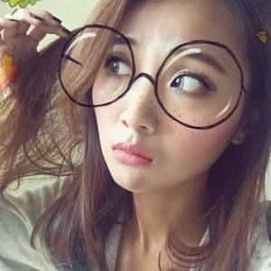 Meet your Posher, Serena