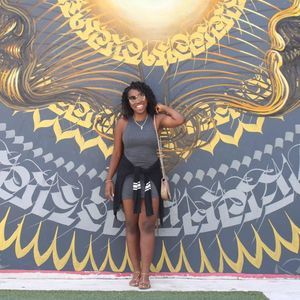 Meet your Posher, Neyissa