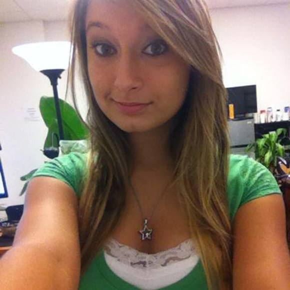 Meet your Posher, Ashley - Picture 1 of 1
