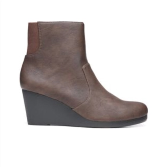 Texas Brown Coffee Low Wedge Ankle Booties - Picture 2 of 5