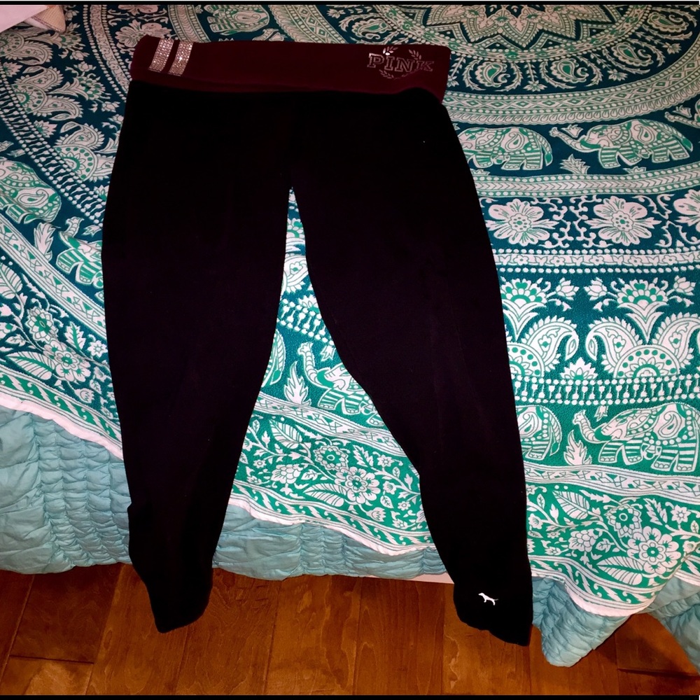 Black Yoga Pants.