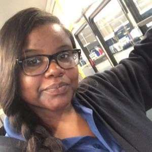 Meet your Posher, Yolanda