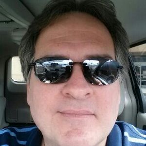 Meet your Posher, Roberto