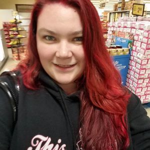 Meet your Posher, Desiree