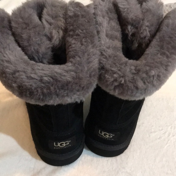 Uggs Winter boots - Picture 3 of 4