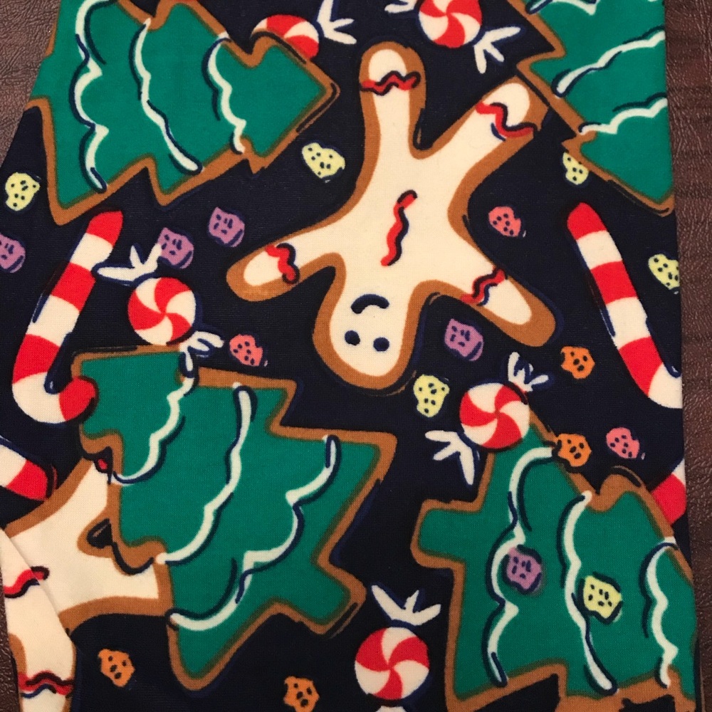 NWT LuLaRoe Unicorn Holiday Leggings! 🎄