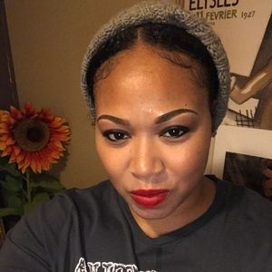 Meet your Posher, Raven