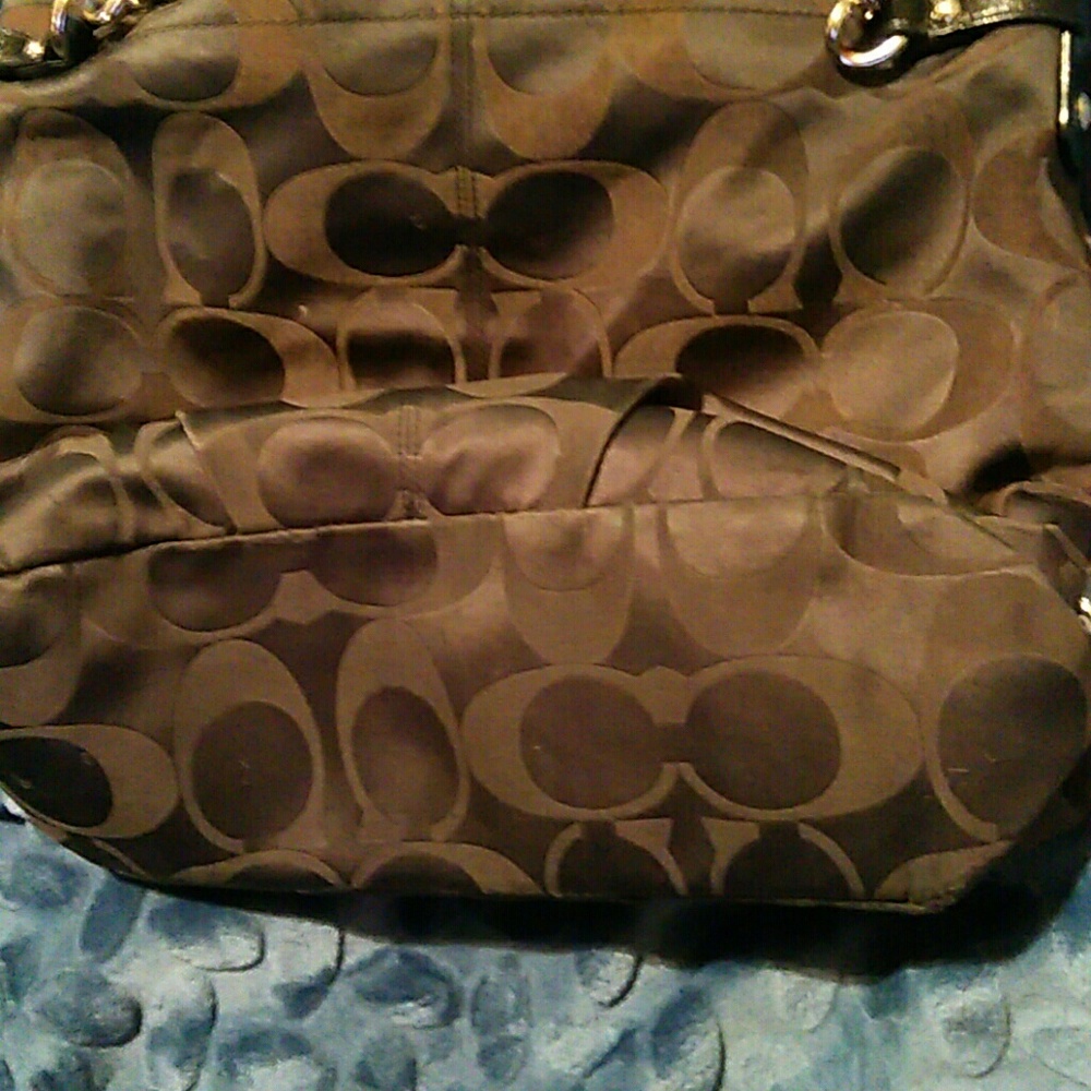 Coach purse - Picture 4 of 5