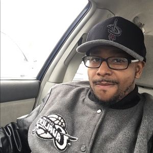 Meet your Posher, Charles