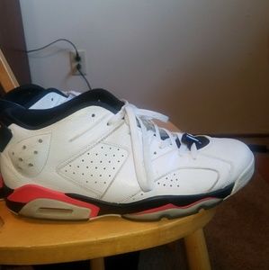 Jordan Retro 6 Low Infrared