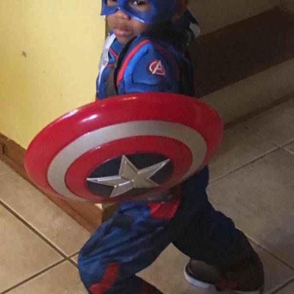 Meet your Posher, Tara - Picture 1 of 1