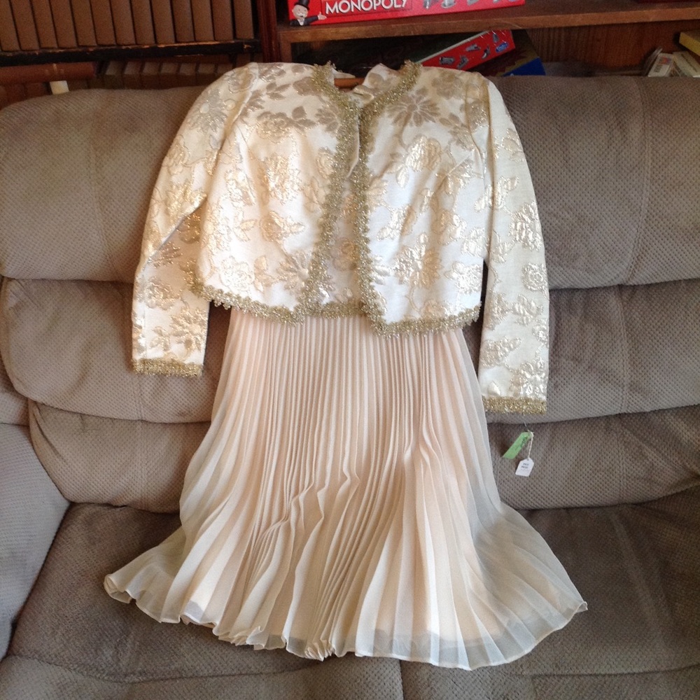 Vintage Beautiful Sequined Party Dress
