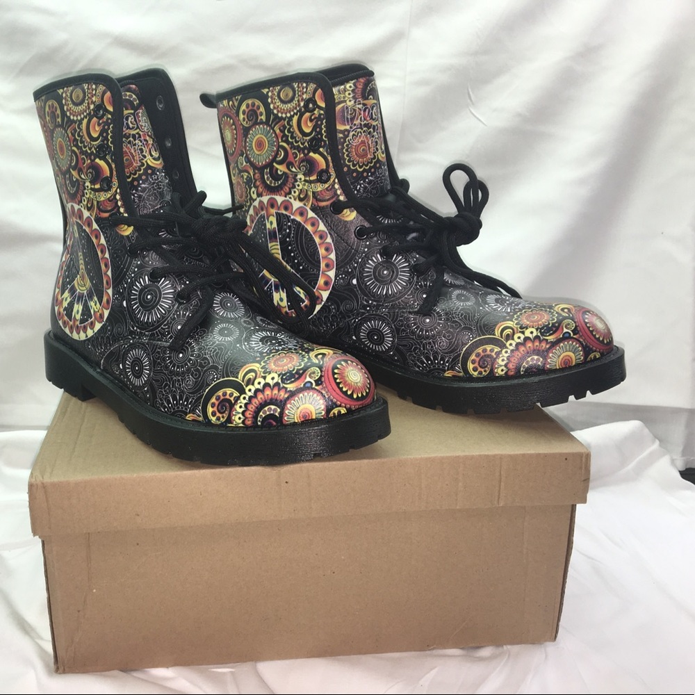 Yes We Vibe - Women's premium boots Size 8