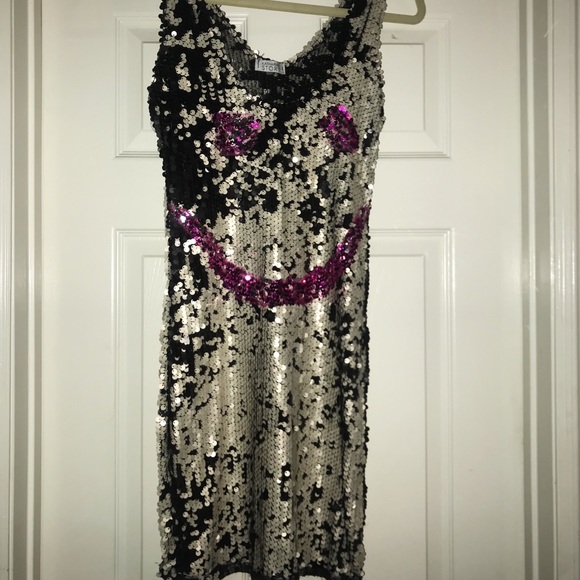 Smiley Face Sequin Mini Dress 🦄⚡️⚡️⚡️ - Picture 3 of 4