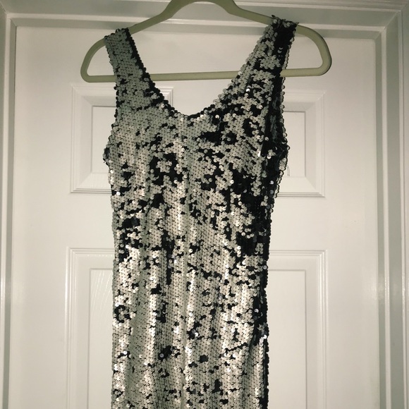 Smiley Face Sequin Mini Dress 🦄⚡️⚡️⚡️ - Picture 4 of 4