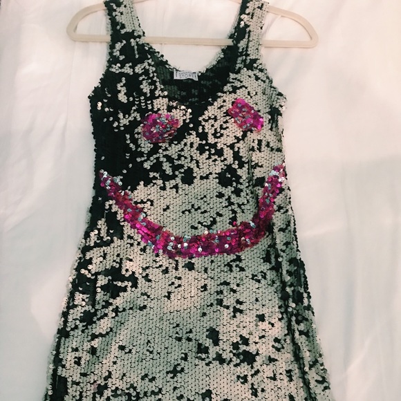 Smiley Face Sequin Mini Dress 🦄⚡️⚡️⚡️ - Picture 2 of 4